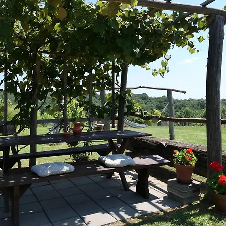 Vorgova Klet Tatil Evi Bogojina